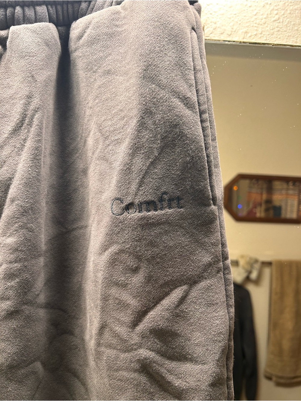 Comfrt | Gray Matching Set - Picture 6 of 9